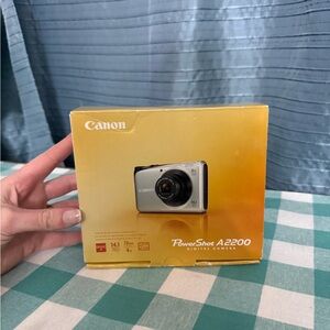 Canon PowerShot A2200 14.1MP Digital Camera -  Blue
